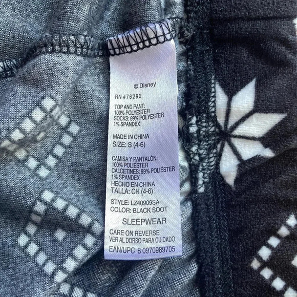 Disney Tim Burton's The Nightmare Before Christmas Fleece Pajamas, Size Small - Picture 14 of 16